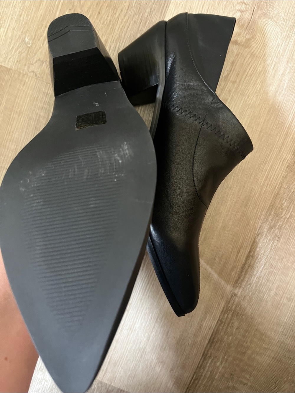 Downeast leather heeled shoes - Picture 5 of 5